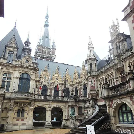 A 100 M De La Mer Et Du Port ! Parking Privatif ! 费康