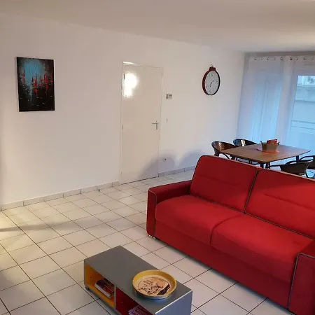 A 100 M De La Mer Et Du Port ! Parking Privatif !